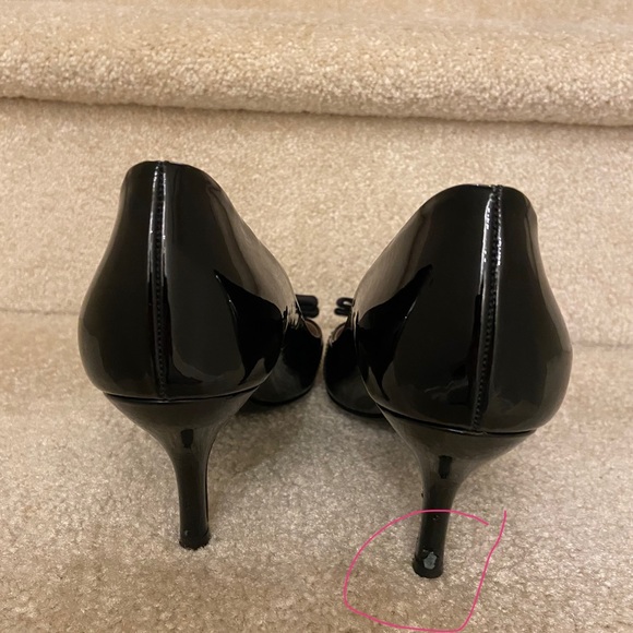 Salvatore Ferragamo Vara Bow Open Toes Leather Low Heel Shoes - Picture 7 of 7